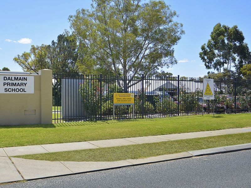 8 Canis Court, Kingsley WA 6026