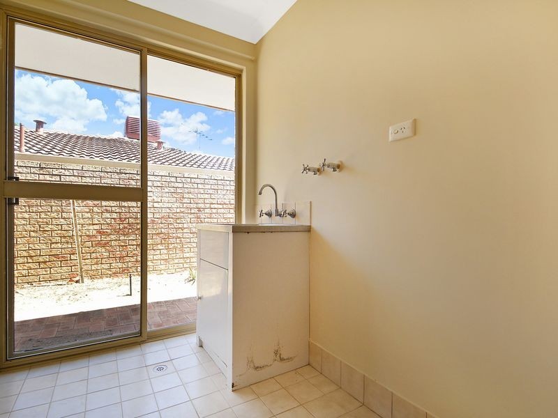 8 Canis Court, Kingsley WA 6026