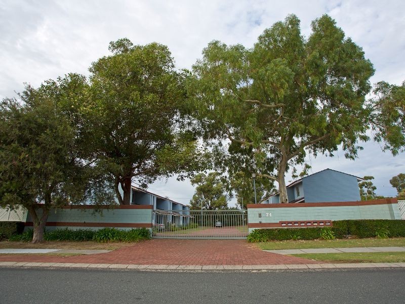 7/71 Tendring Way, Girrawheen WA 6064