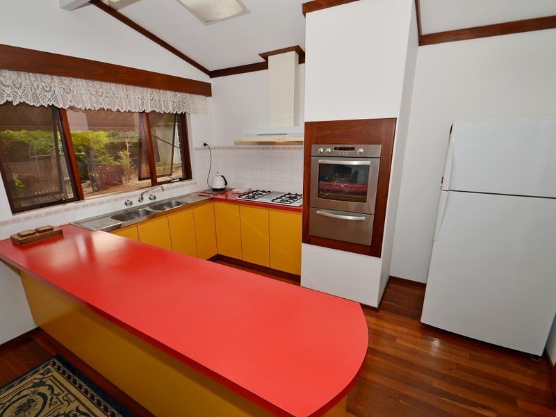 23 Hawter Road, Glen Forrest WA 6071