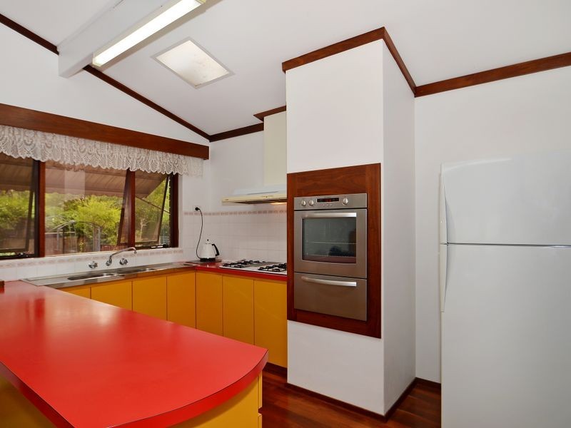 23 Hawter Road, Glen Forrest WA 6071