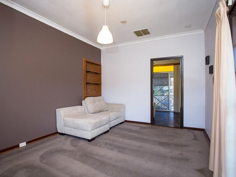 375 Flinders Street, Nollamara WA 6061