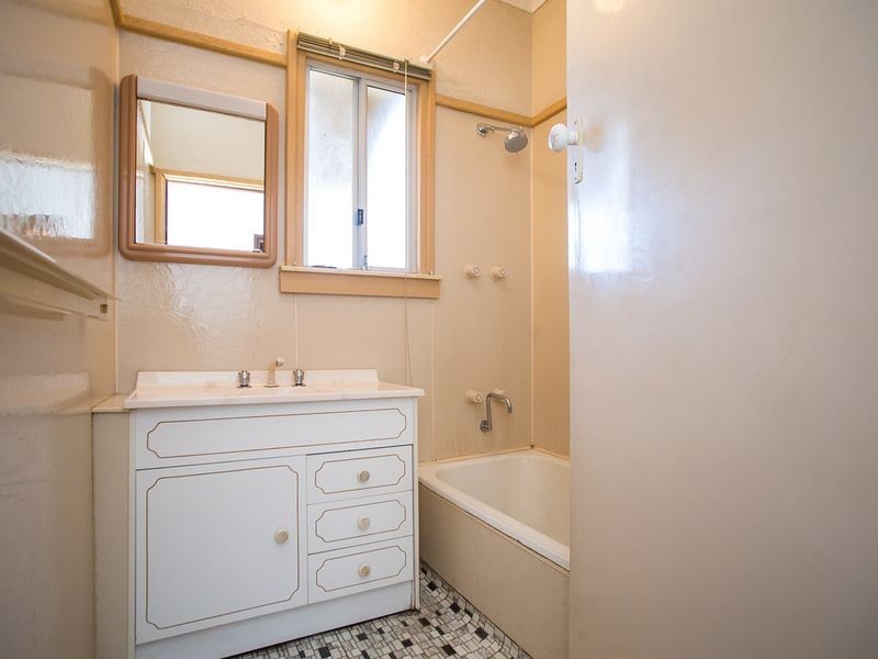 375 Flinders Street, Nollamara WA 6061