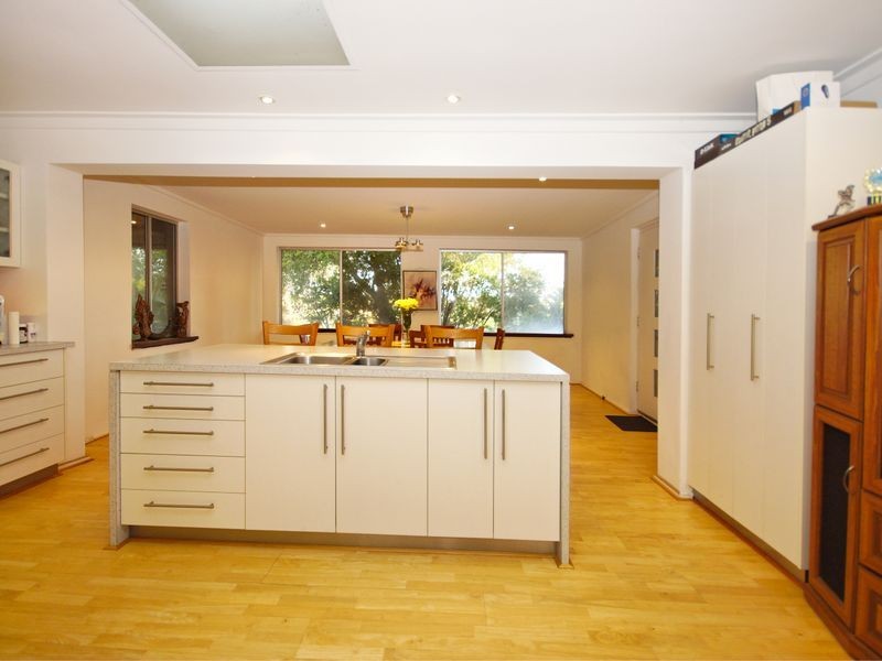 51 Gratwick Way, Koondoola WA 6064