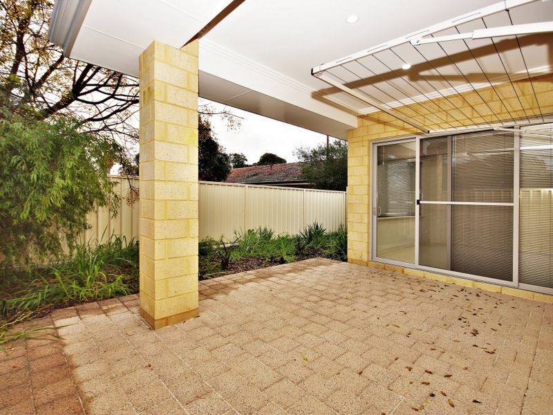 30 Hepburn Way, Balga WA 6061