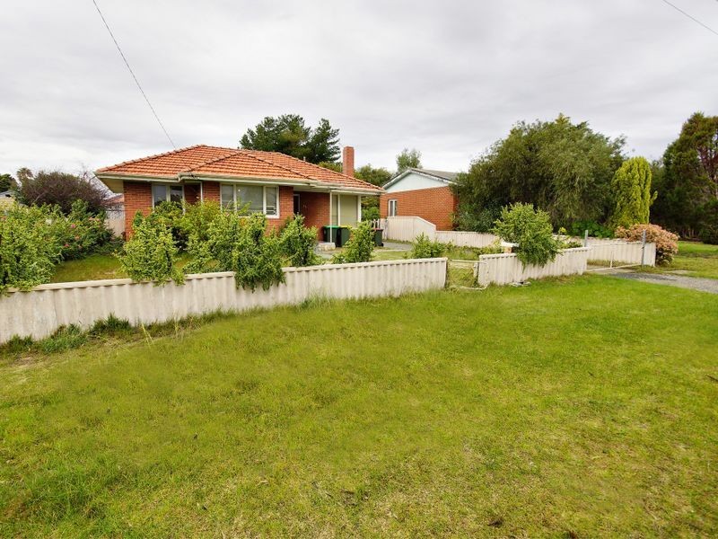 32 Finchley Crescent, Balga WA 6061