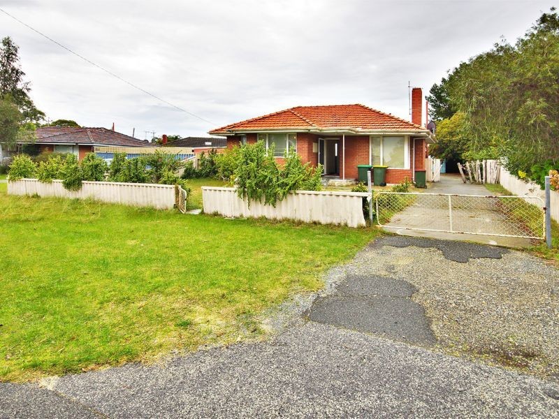 32 Finchley Crescent, Balga WA 6061