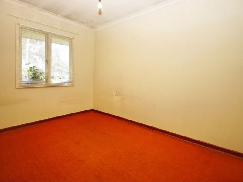 32 Finchley Crescent, Balga WA 6061