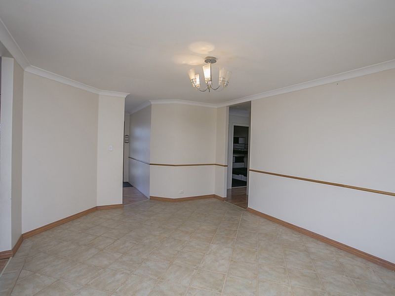 11 Dockrell Rise, Marangaroo WA 6064