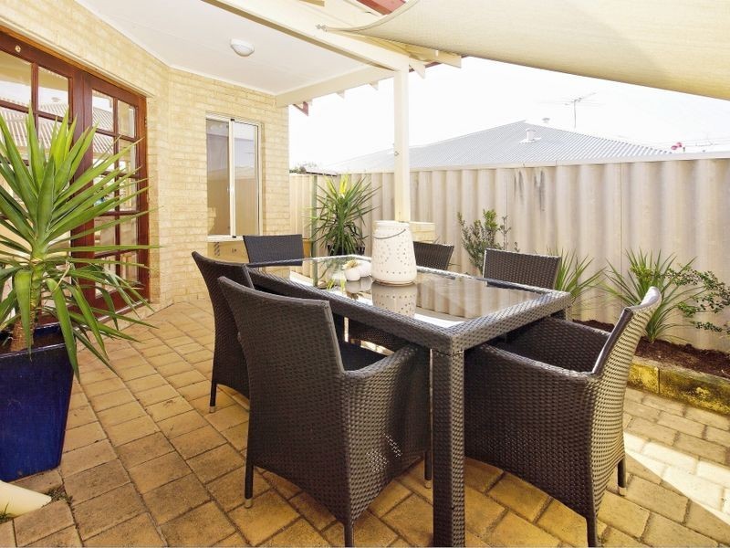 64a Winchelsea Road, Nollamara WA 6061