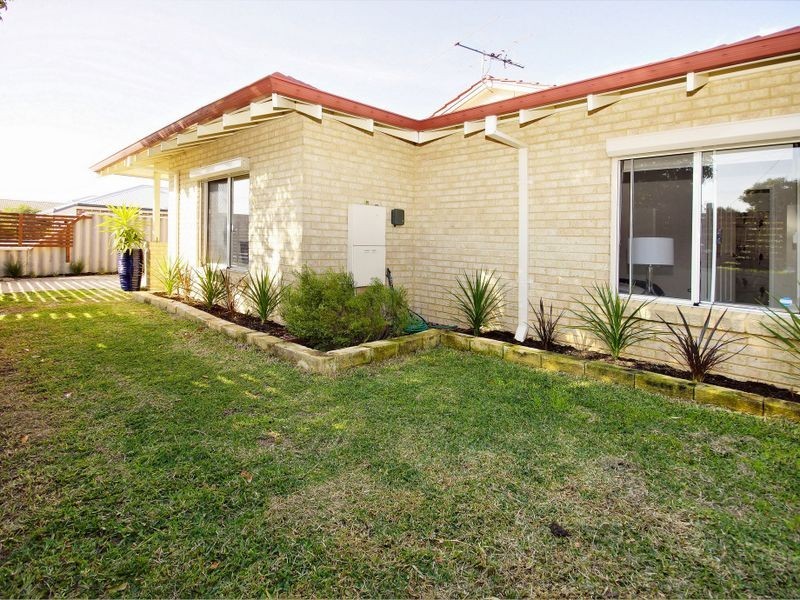 64a Winchelsea Road, Nollamara WA 6061