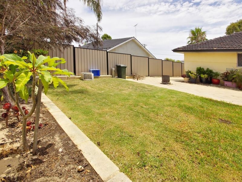 8 Hartley Way, Balga WA 6061