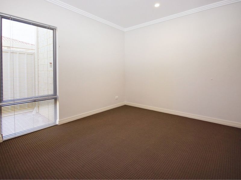 14 Danehill Way, Balga WA 6061