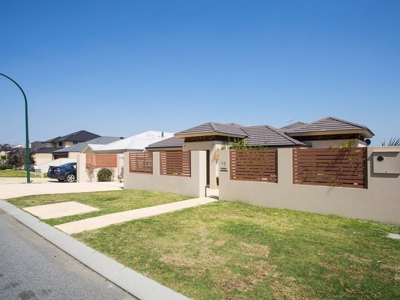 12 Susan Road, Madeley WA 6065