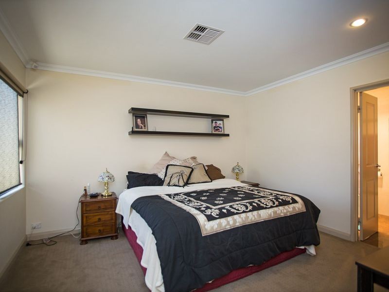 12 Susan Road, Madeley WA 6065