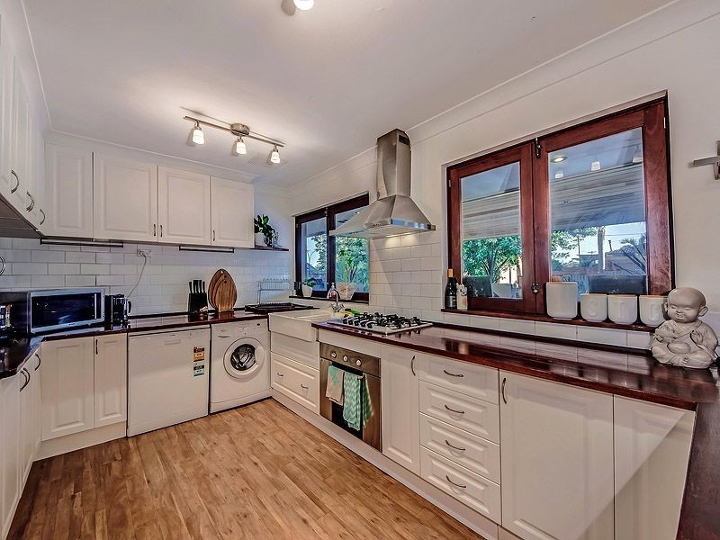 8 Tranmere Place, Craigie WA 6025