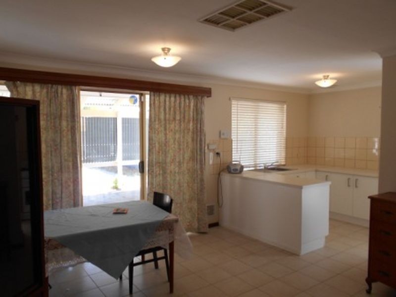 22 Farnesian Circle, Mirrabooka WA 6061