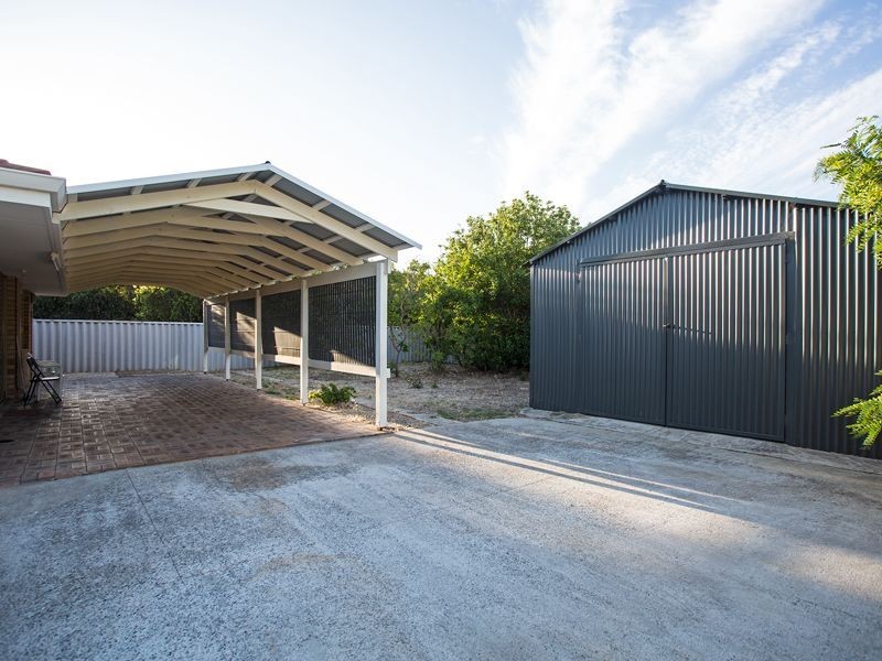 22 Farnesian Circle, Mirrabooka WA 6061