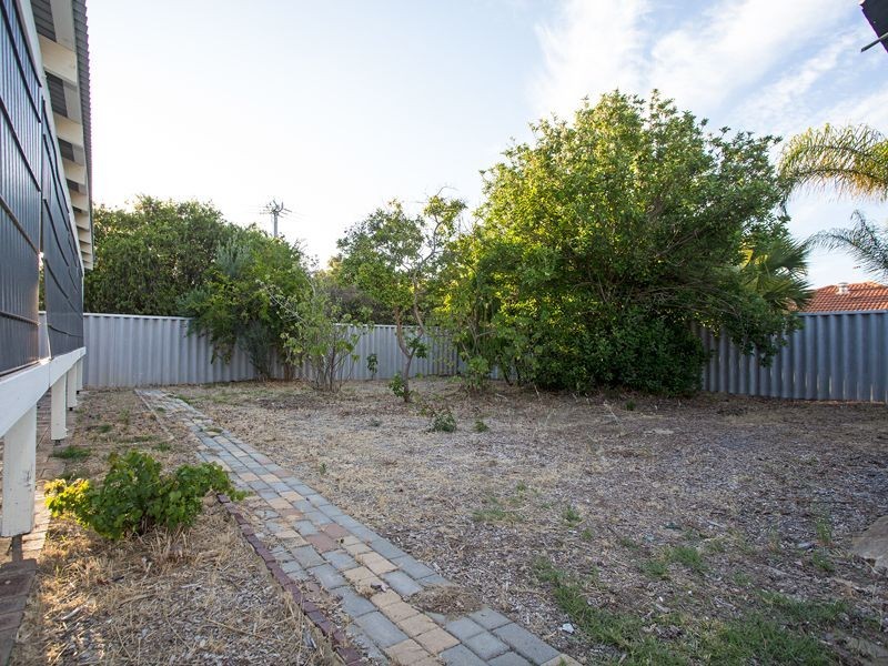 22 Farnesian Circle, Mirrabooka WA 6061