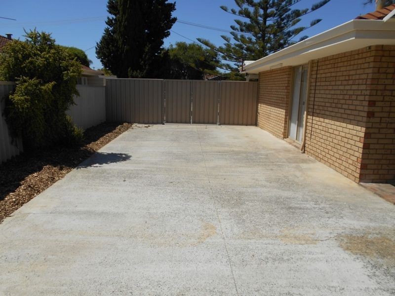 22 Farnesian Circle, Mirrabooka WA 6061