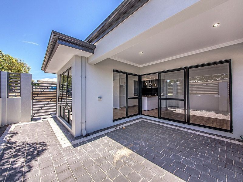 8A Felpham Way, Balga WA 6061