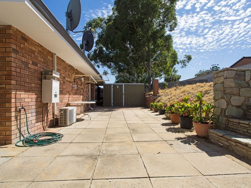 60 Girrawheen Avenue, Girrawheen WA 6064