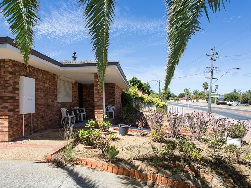 60 Girrawheen Avenue, Girrawheen WA 6064