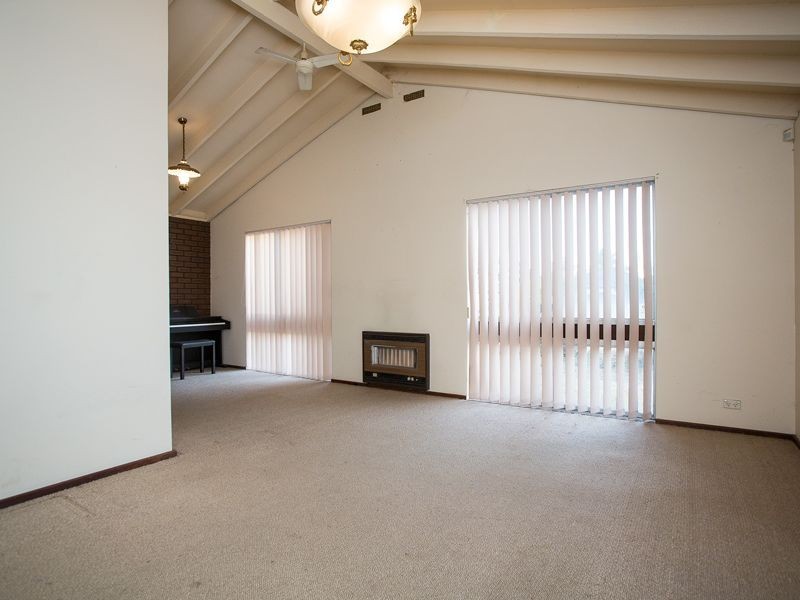 1 Loughton Way, Balga WA 6061