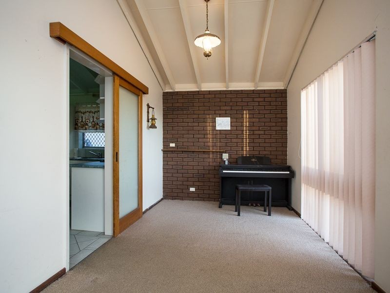 1 Loughton Way, Balga WA 6061