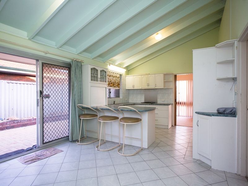 1 Loughton Way, Balga WA 6061