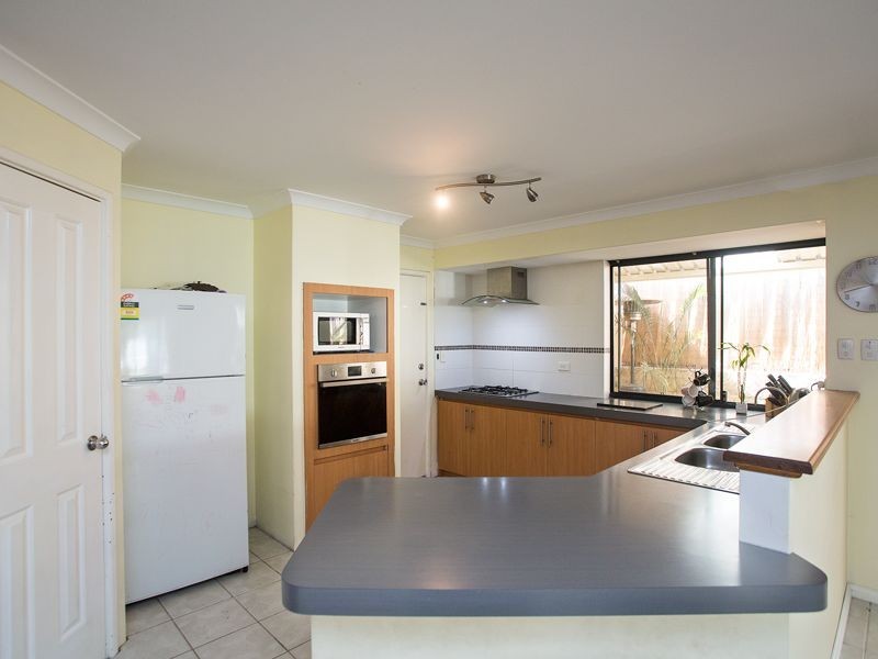 14 Narranbee Ridge, Tapping WA 6065