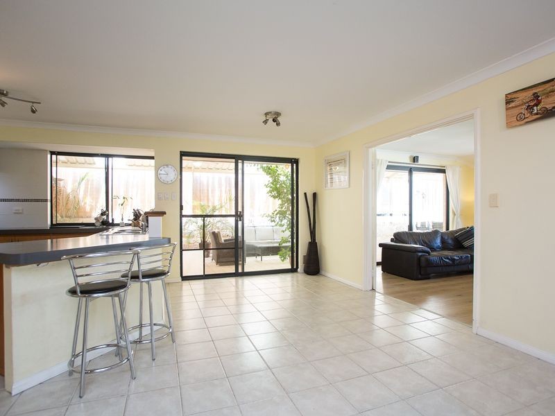 14 Narranbee Ridge, Tapping WA 6065