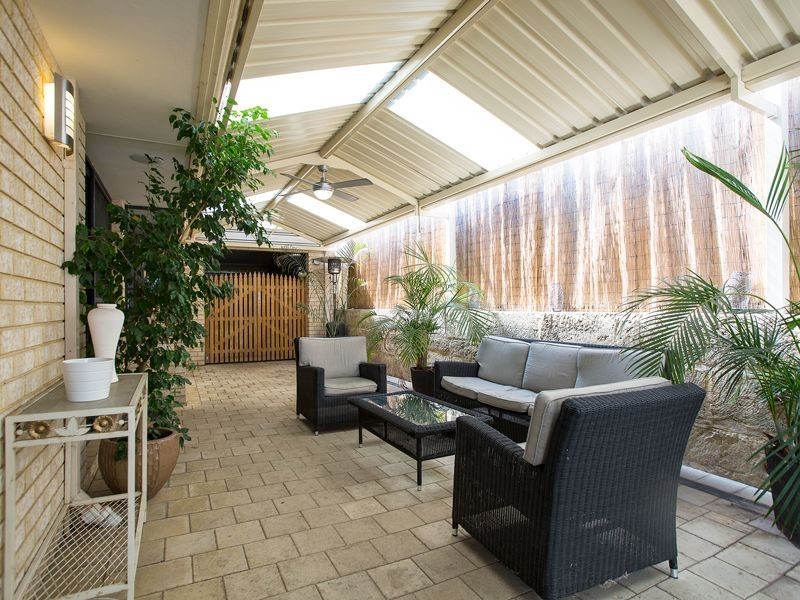 14 Narranbee Ridge, Tapping WA 6065