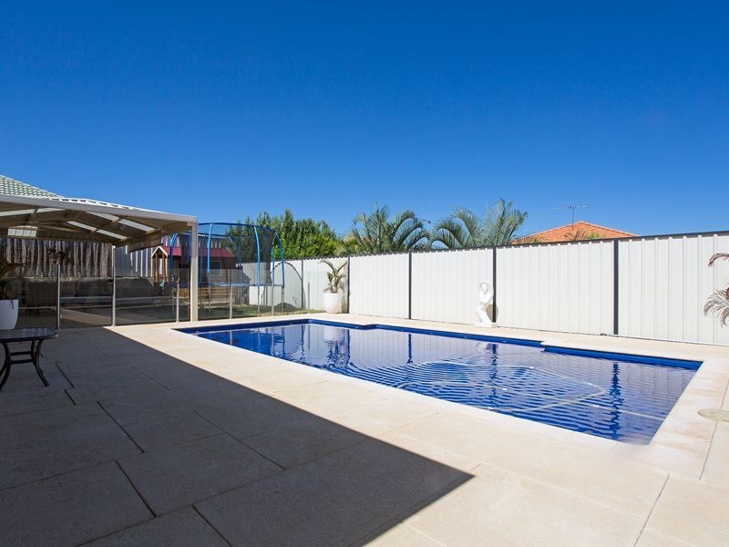 14 Narranbee Ridge, Tapping WA 6065