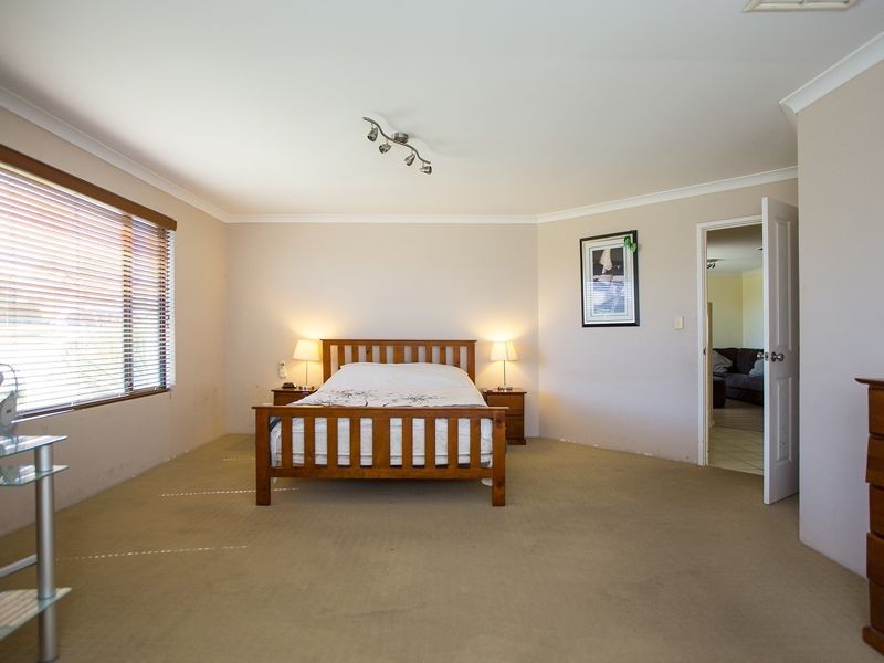 14 Narranbee Ridge, Tapping WA 6065