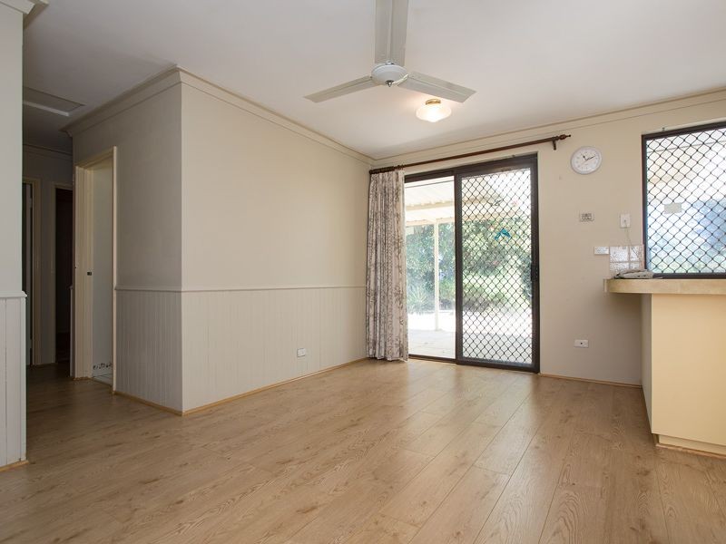 55 Redcliffe Avenue, Balga WA 6061