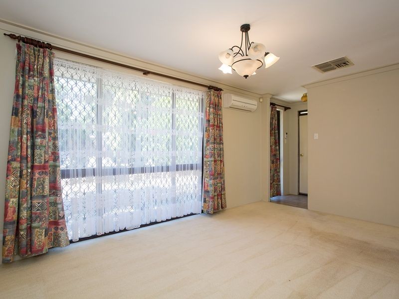 55 Redcliffe Avenue, Balga WA 6061