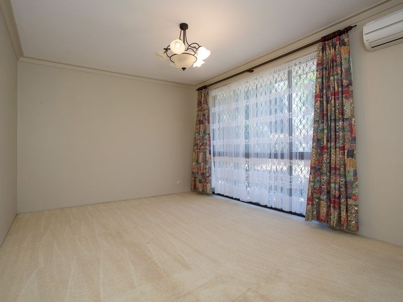 55 Redcliffe Avenue, Balga WA 6061