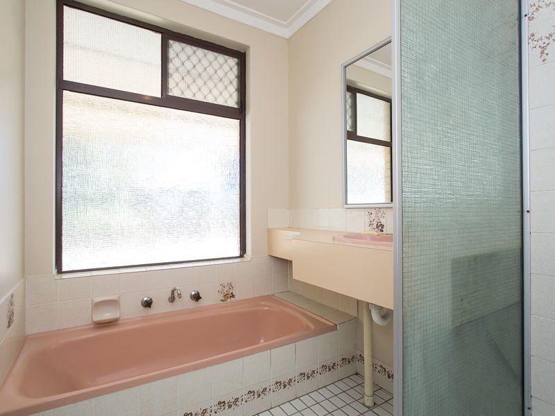 55 Redcliffe Avenue, Balga WA 6061