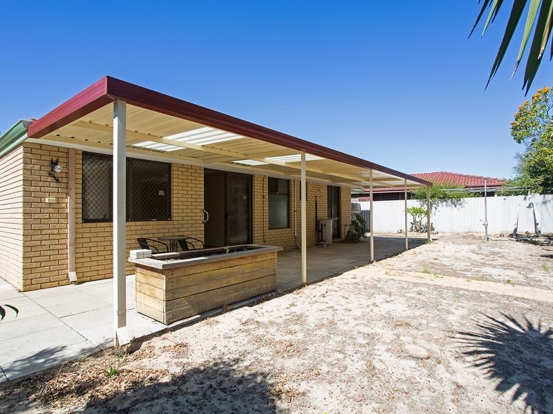 55 Redcliffe Avenue, Balga WA 6061