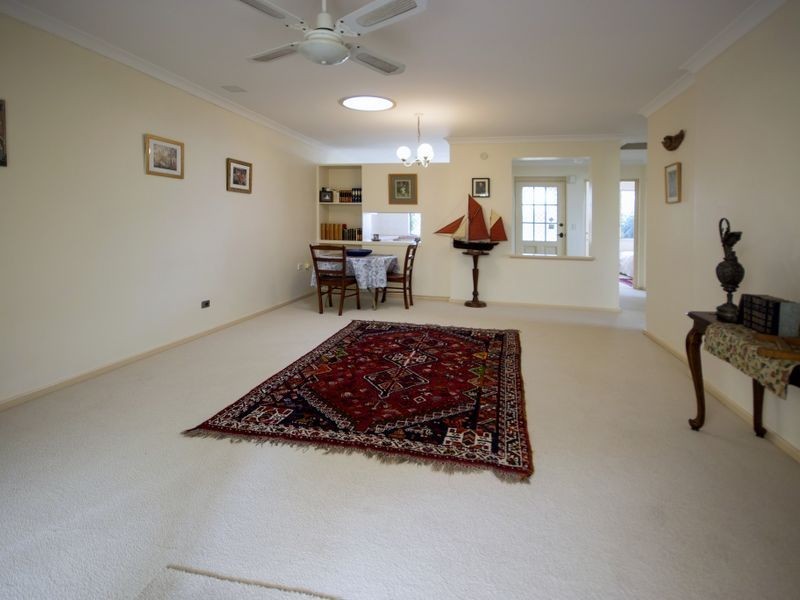 2/1 Camberwell Road, Balga WA 6061