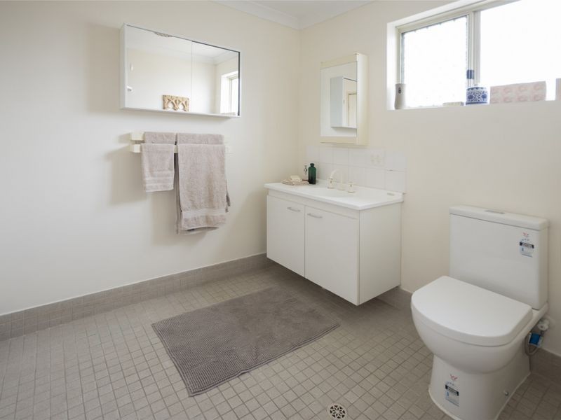 2/1 Camberwell Road, Balga WA 6061