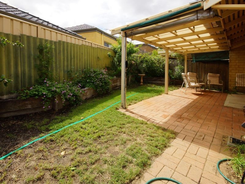 2/1 Camberwell Road, Balga WA 6061