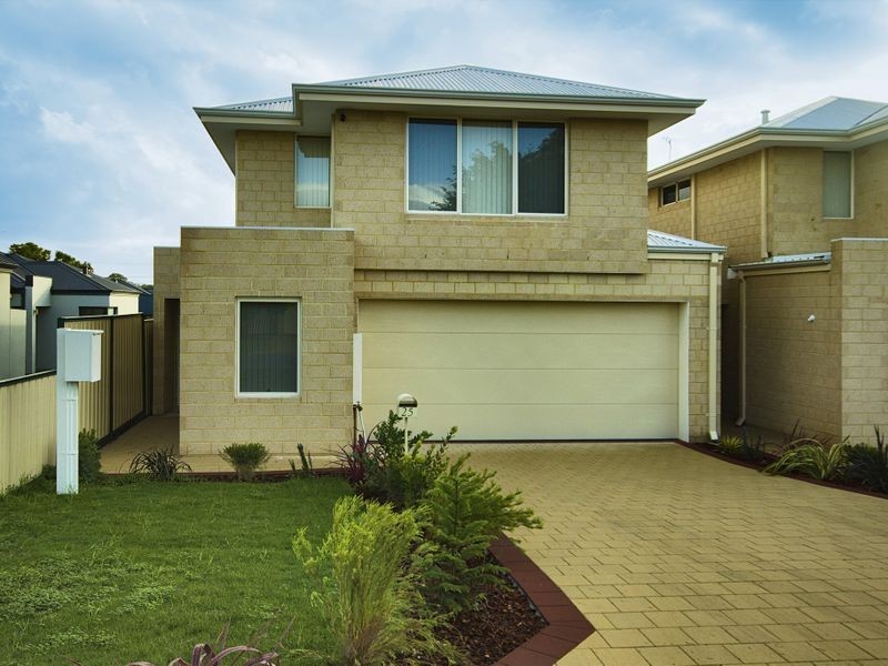 25 Maltarra Street, Nollamara WA 6061