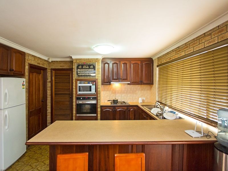 24B Spring Road, Thornlie WA 6108