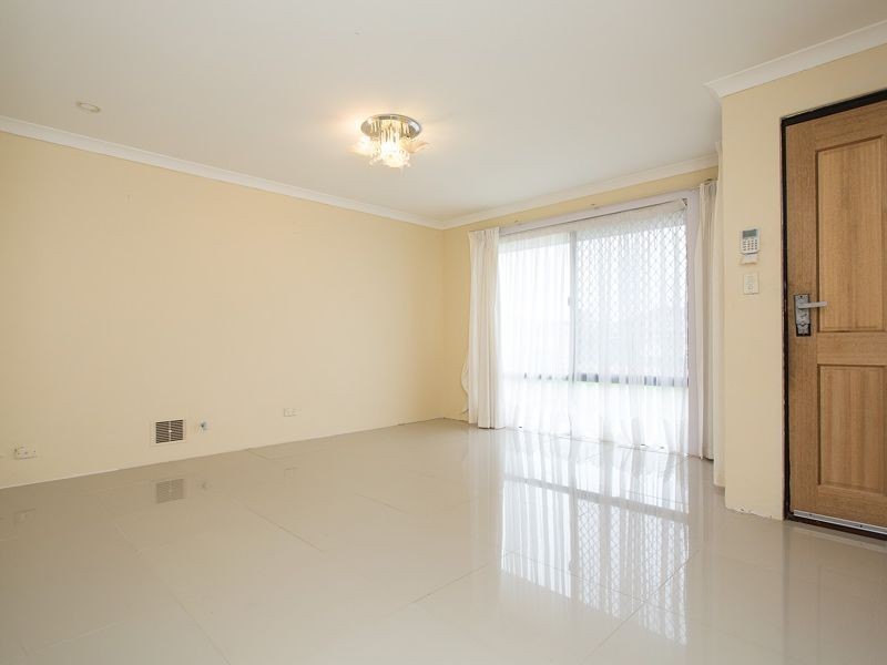 3 Tarakan Heights, Marangaroo WA 6064