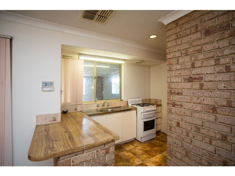 4 Vallack Grove, Mirrabooka WA 6061