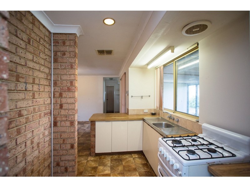 4 Vallack Grove, Mirrabooka WA 6061