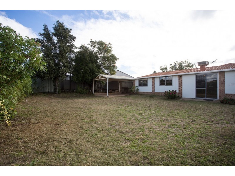 4 Vallack Grove, Mirrabooka WA 6061