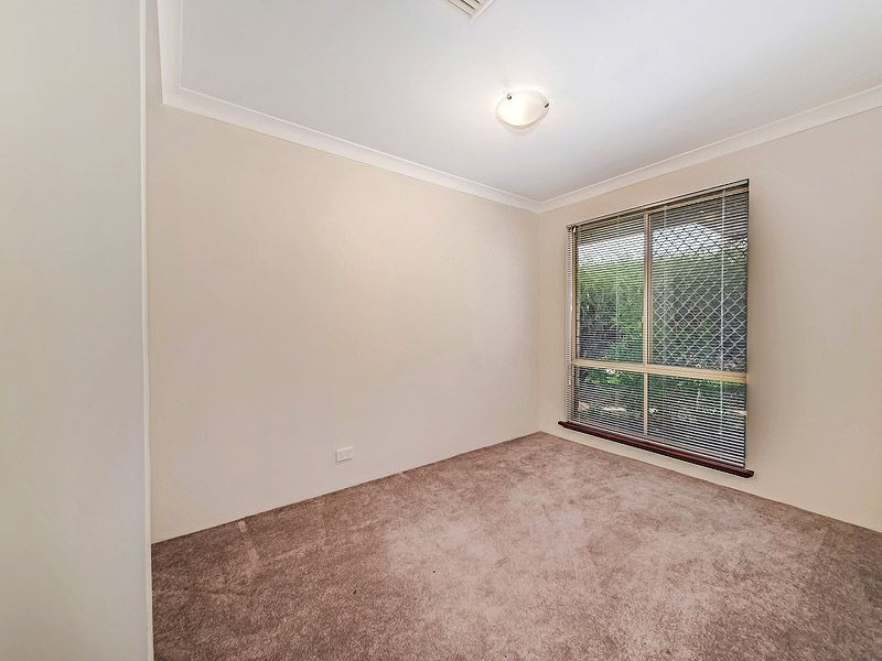 8 Rhine Crescent, Beechboro WA 6063